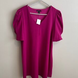 NEW Versona size medium Magenta Puff Sleeve V-Neck Dress